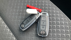 Nissan Juke 1.0 DiG-T N-Connecta 5dr Petrol Hatchback